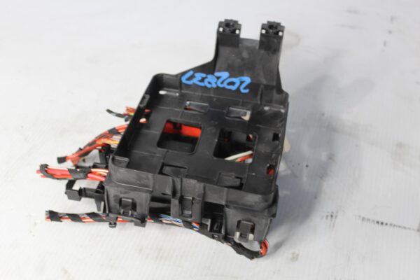 Audi FY Q5 Left Rear Fuse Box Relay Assembly 80A971845