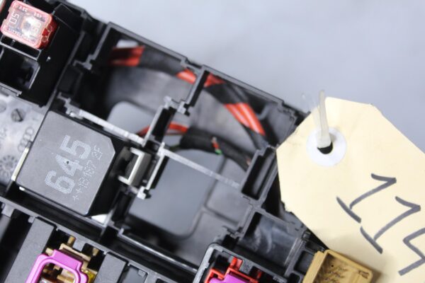 Audi FY Q5 Left Rear Fuse Box Relay Assembly 80A971845