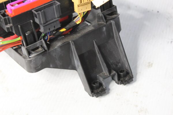 Audi FY Q5 Left Rear Fuse Box Relay Assembly 80A971845