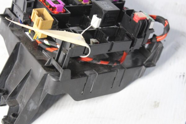 Audi FY Q5 Left Rear Fuse Box Relay Assembly 80A971845