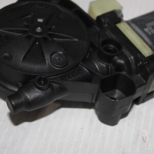 Volkswagen Mk7 Golf Front Left Window Regulator Motor 5Q0959801C - Image 6