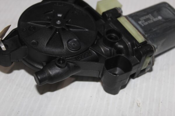 Volkswagen Mk7 Golf Front Left Window Regulator Motor 5Q0959801C