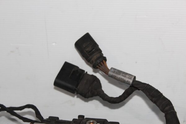 Volkswagen Golf Mk7 GTI R Fuel Rail With injector Harness 06K133317G, 06L971627E