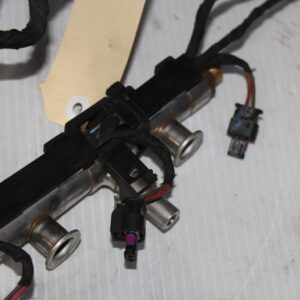 Volkswagen Golf Mk7 GTI R Fuel Rail With injector Harness 06K133317G, 06L971627E - Image 11