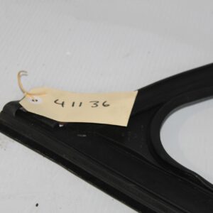Mercedes Benz W176 A Class Front Right Door Window Mould A1767251200 - Image 2