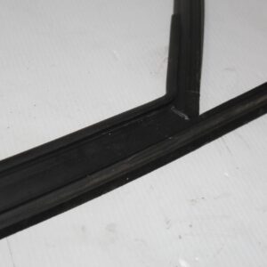 Mercedes Benz W176 A Class Front Right Door Window Mould A1767251200 - Image 7