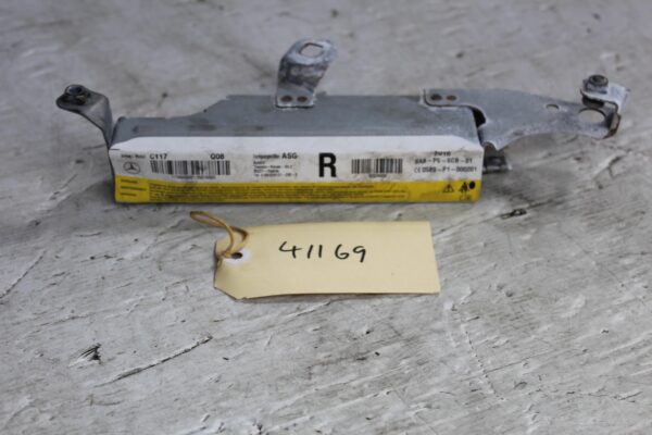 Mercedes Benz W117 CLA Sidebag Side Airbag Unit A1178600802
