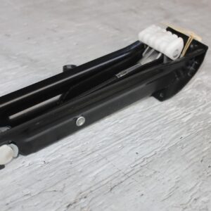 Mercedes Benz W204 W212 C E Class Emergency Lift Jack A2125800218 - Image 4