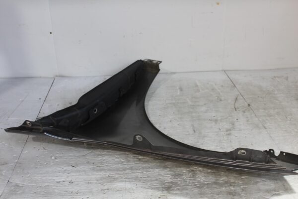 Mercedes Benz W176 A250 A45 Front Right Wing Fender Guard A1768810201