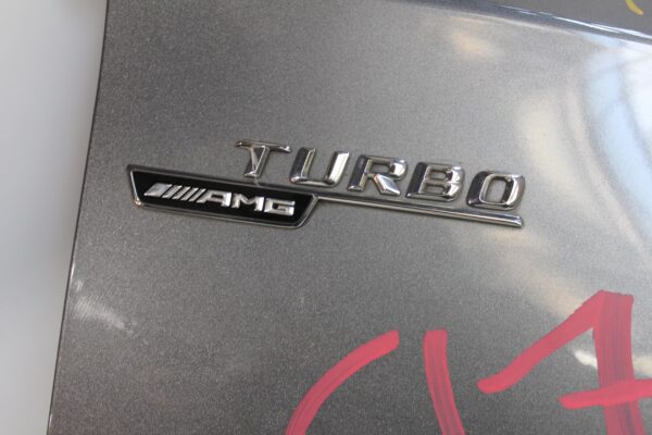 Mercedes Benz W176 A250 A45 Front Right Wing Fender Guard A1768810201