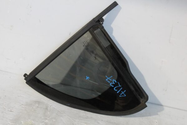 Mercedes Benz W177 A Class Hatch Rear Right Door Window Glass A1777300400