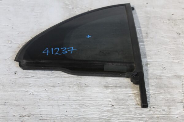 Mercedes Benz W177 A Class Hatch Rear Right Door Window Glass A1777300400