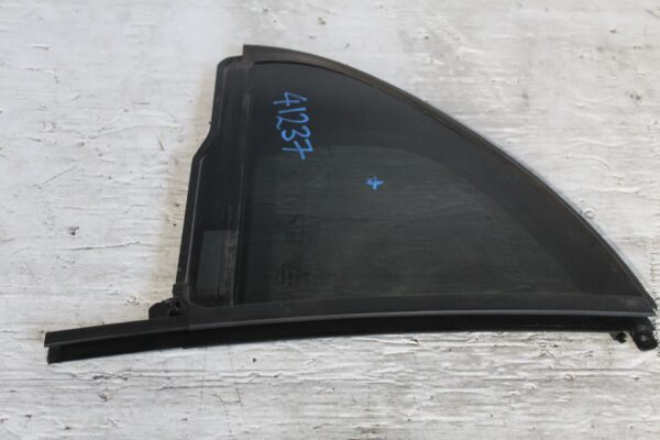 Mercedes Benz W177 A Class Hatch Rear Right Door Window Glass A1777300400