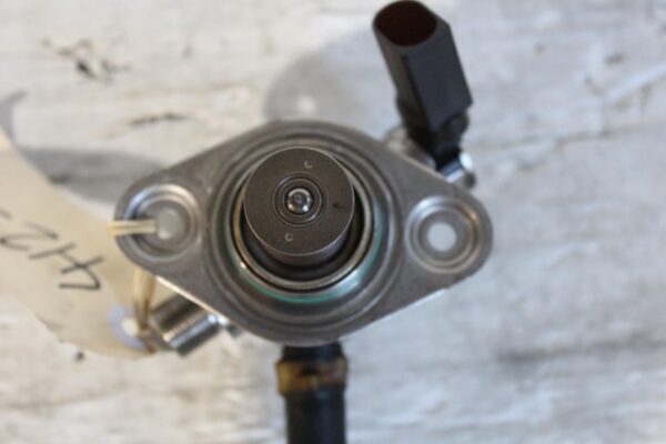 Mercedes Benz W177 W118 A250 CLA250 M260 High Pressure Fuel Pump A2600700500