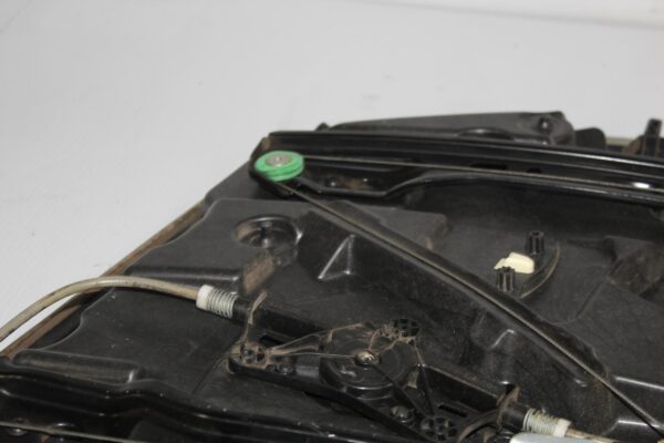 Mercedes Benz W176 A Class Front Right Window Regulator Panel A1767200279,