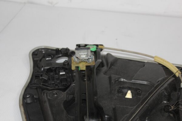 Mercedes Benz W176 A Class Front Right Window Regulator Panel A1767200279,