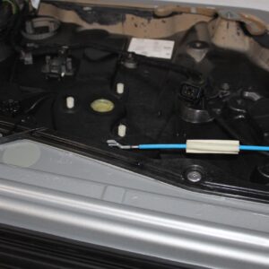 Mercedes Benz W117 CLA Class Front Left Door SILVER - Image 5