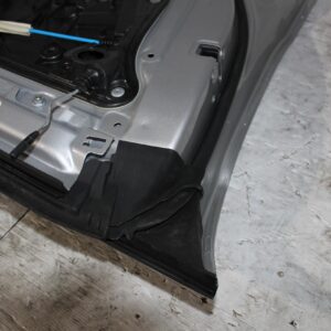 Mercedes Benz W117 CLA Class Front Left Door SILVER - Image 8