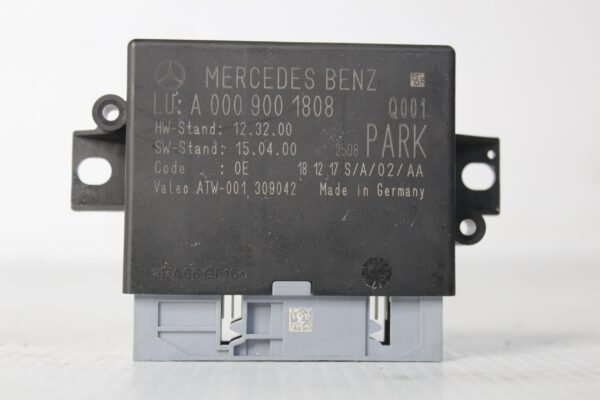 Mercedes Benz W205 C Class Park Assist Control Unit PDC A0009001808