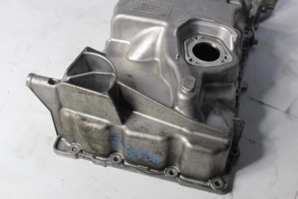 Mercedes Benz W177 W118 A CLA Class M260 Oil Pan Sump A2600140100