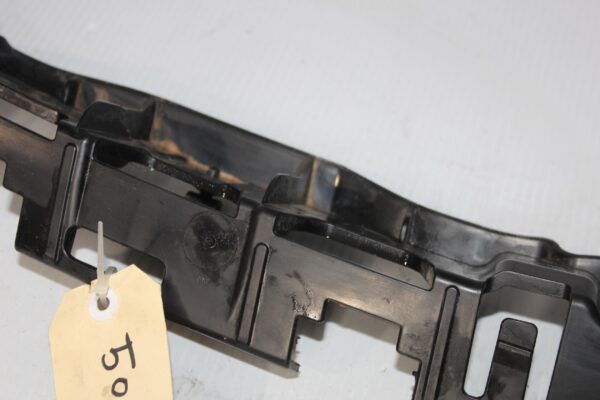 Porsche 95B Macan Rear Centre Bumper Support Bracket Mount 95B807863