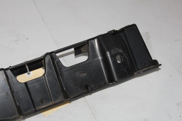 Porsche 95B Macan Rear Centre Bumper Support Bracket Mount 95B807863