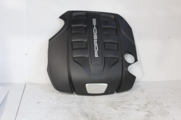 Porsche 958 92A Cayenne 3.0L Diesel Engine Cover 7PP103925D, 7PP103925F