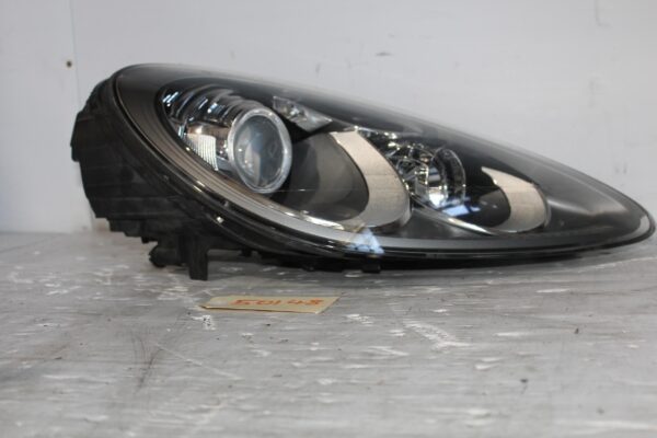 Porsche 958 92A Cayenne Right Headlight Headlamp 95863117410, 95863117412