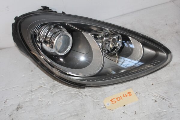 Porsche 958 92A Cayenne Right Headlight Headlamp 95863117410, 95863117412