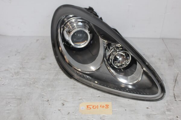 Porsche 958 92A Cayenne Right Headlight Headlamp 95863117410, 95863117412