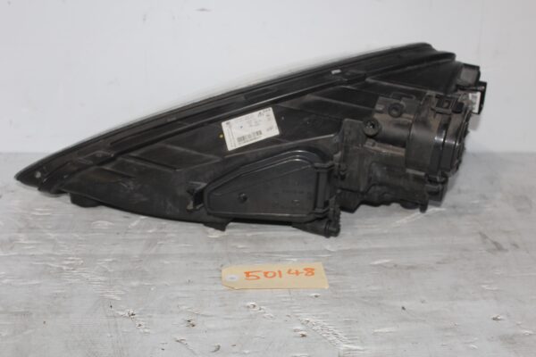 Porsche 958 92A Cayenne Right Headlight Headlamp 95863117410, 95863117412