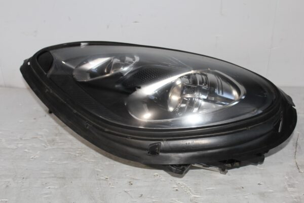 Porsche 95B Macan Xenon NON-Adaptive Headlight Headlamp 95B941029AG