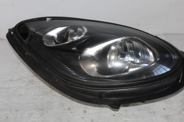 Porsche 95B Macan Xenon NON-Adaptive Headlight Headlamp 95B941029AG