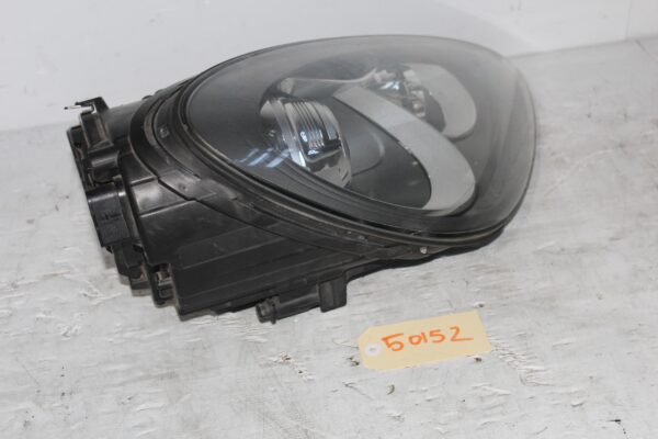 Porsche 958 92A Cayenne Right Headlight Headlamp 95863117410, 95863117412