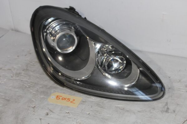 Porsche 958 92A Cayenne Right Headlight Headlamp 95863117410, 95863117412