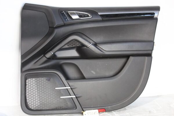 Porsche 958 92A Cayenne Front Right Drivers Door Card Panel Leather 95855520200