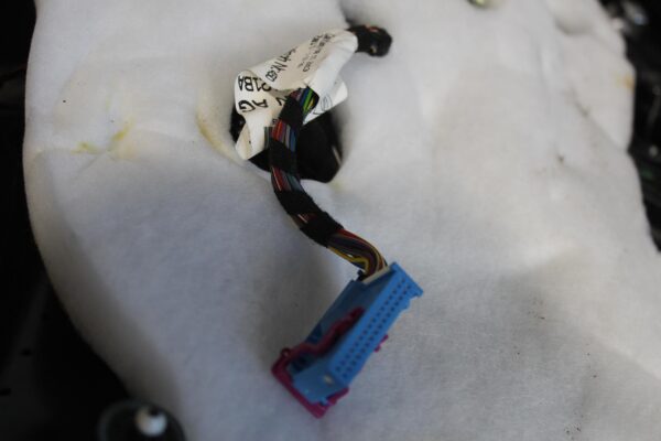 Porsche 958 92A Cayenne Front Right Drivers Door Card Panel Leather 95855520200