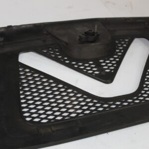 Porsche 95B Macan Engine Bay Closing Panel Trim 95B805806G, 95B805806N - Image 3
