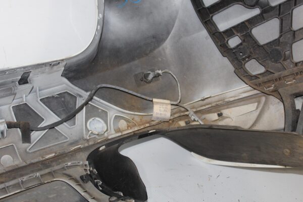 Porsche 958 92A Cayenne GTS 4.8L V8 Rear Bumper Bar WHITE