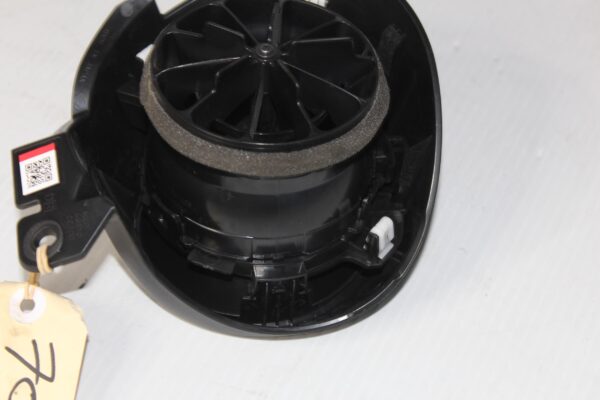 Subaru ZD8 BRZ / Toyota GR86 Drivers Air Vent Assembly 555686-2200