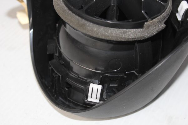 Subaru ZD8 BRZ / Toyota GR86 Drivers Air Vent Assembly 555686-2200