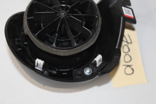 Subaru ZD8 BRZ / Toyota GR86 Drivers Air Vent Assembly 555686-2200