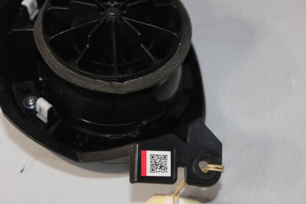 Subaru ZD8 BRZ / Toyota GR86 Drivers Air Vent Assembly 555686-2200