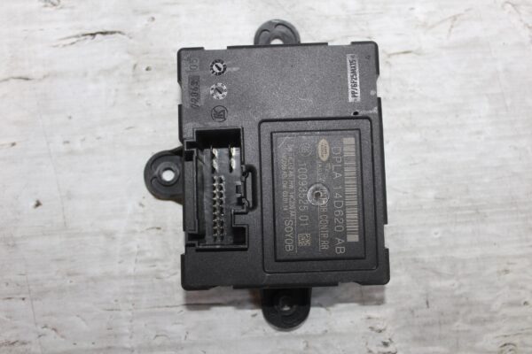 Range Rover Sport L494 Rear Door Control Module Unit LR042074