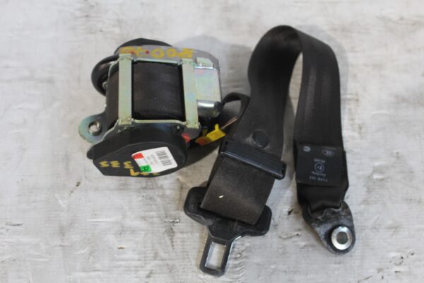 Range Rover Sport L494 Rear Seatbelt Pretensioner LR047692, LR112215