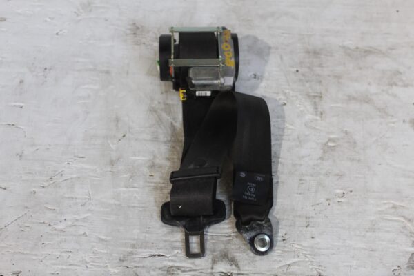 Range Rover Sport L494 Rear Seatbelt Pretensioner LR047692, LR112215