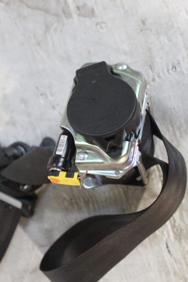 Range Rover Sport L494 Left Passenger Front Seat Belt LR047679, LR076644