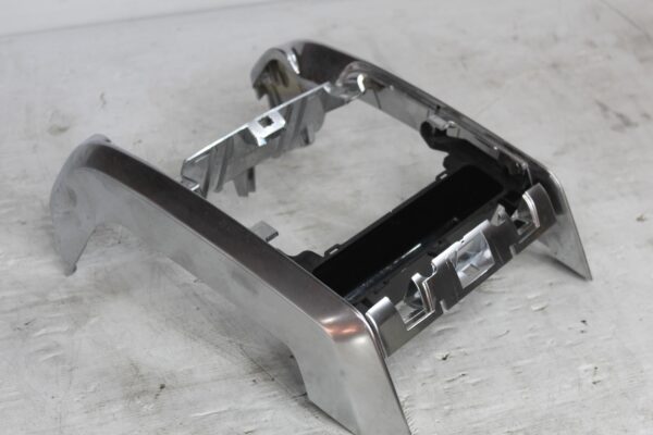 Range Rover Sport L494 Centre Console End Trim LR043075, LR123389, LR123393