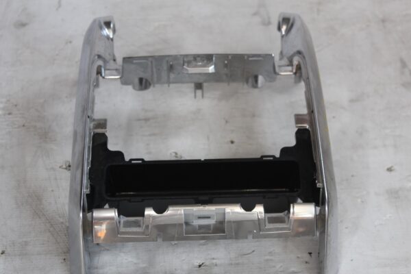 Range Rover Sport L494 Centre Console End Trim LR043075, LR123389, LR123393