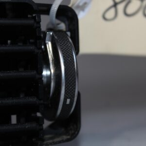 Range Rover L494 Sport Rear Centre Console Air Vent Assembly LR039640, LR087337 - Image 6